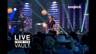 Hunter Hayes - Everybody&#39;s Got Somebody But Me [Live From the Vault]