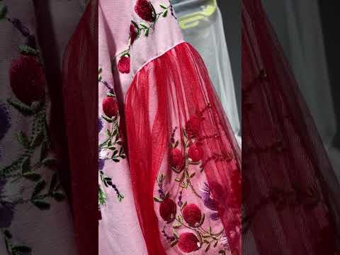 Вишиванка дитяча з довгим рукавом - реглан, вишивка - авторська, гладь,Онікс, колір - рожевий., видео 1