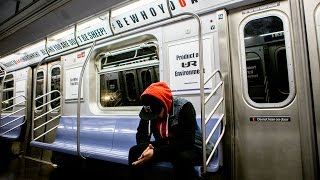 Watch Graffiti Artists Take Back Entire Subway Car From Advertisers