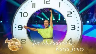 Joe and Katya Salsa to 'Ride On Time' - Strictly Come Dancing 2017