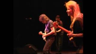 Jeff Beck - 1999 - Tokyo International Forum DVD. - YouTube