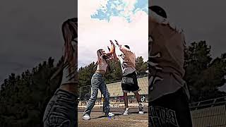 @nadia.vilaplana @PantherFiction_es u velocity 💙🧡 AMOO