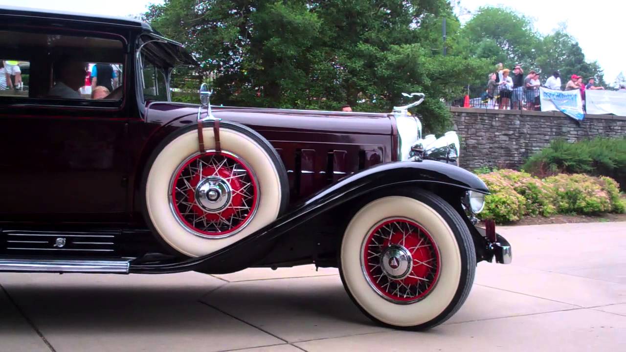 1930 Cadillac 452 V16 Town Sedan (part i)