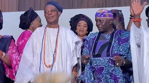 Oba Ladoja Olubadan Finally Dances to Good Music of Merenge with Former Governor Olagunsoye Oyinlola