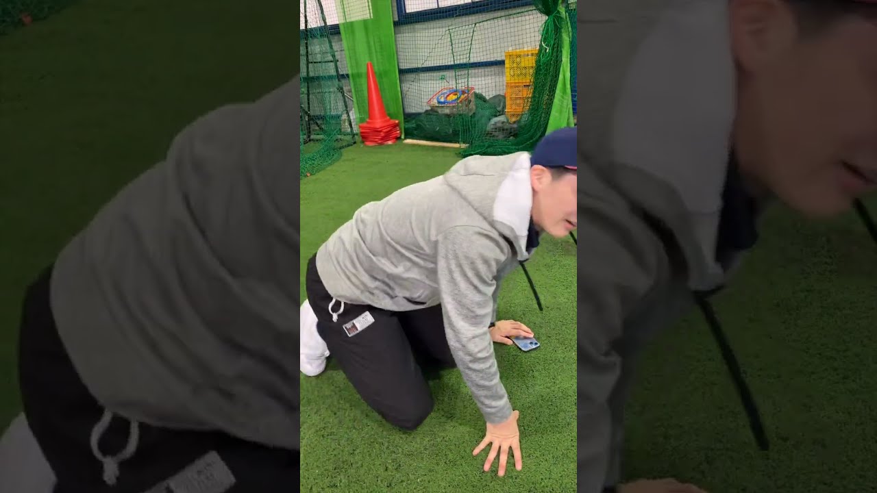 プロ野球選手実使用と聞いたらなんでも買っちゃうやつww - YouTube