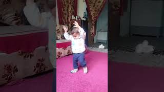 Pretty Girls Walk Like This