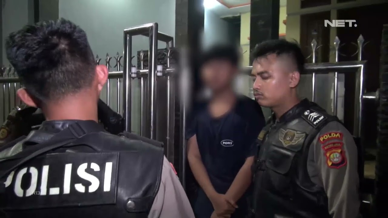 Warung Jadi Markas Untuk Bikin Sajam Buat Tawuran - 86