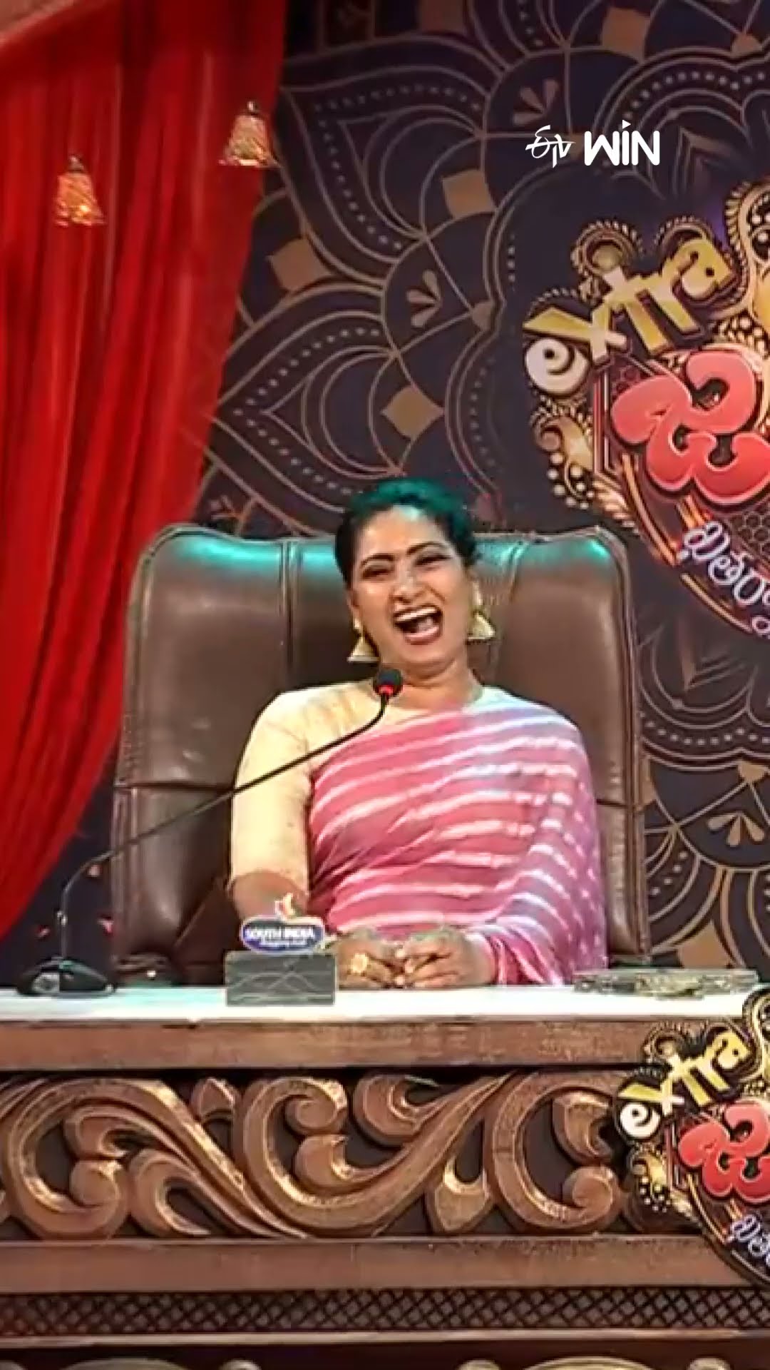 #shorts - ఈ పాటలో వీళ్ళకి ఇలా కనెక్ట్ అయ్యిందా..! #jabardasth #comedy #varsha #immanuel