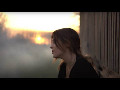 Aylin Yeliz - Dönme Dolap (Official Video)