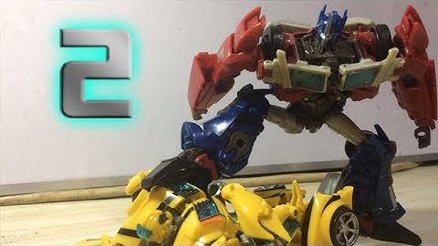 Transformers The Last Knight Pt.2(Optimus Prime vs Bumblebee) stopmotion