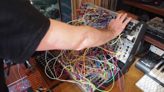The Thing - A 90bpm Layered Groove for Eurorack Synthesizer