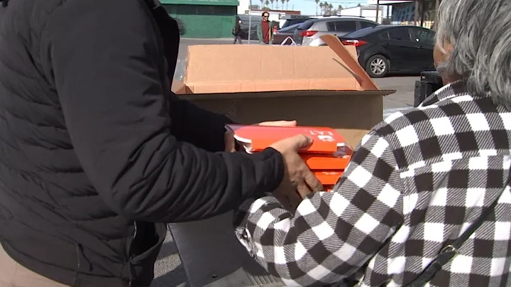 E.A.T Meals, Vegas Stronger provide Thanksgiving meals to Las Vegas families