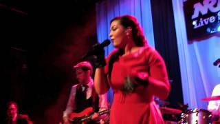 Download Lagu Energy Live Session: Caro Emerald - «Back It Up» MP3