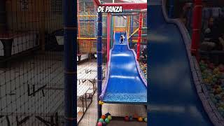 De panza en una resbaladilla gigante #kids #niños #resbaladilla