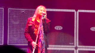 Def Leppard - Dangerous (Live at Wembley Arena 2015)