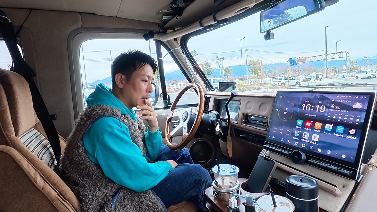 中国のメーカーで海宝のTV自動車ナビ DPLAY-1012ATP｜10.1インチフルセグTVポータブルナビ 2025年度版