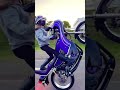 女旧車乗りのウィリーはこう