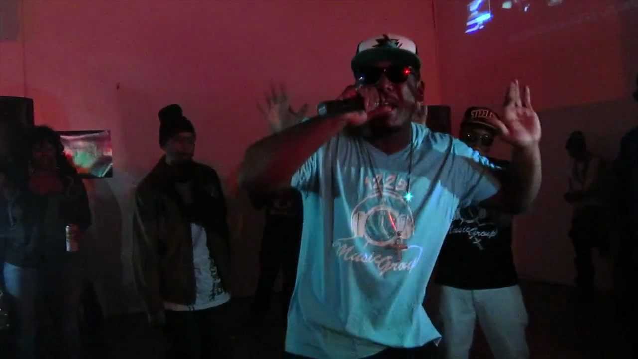 Brand Factory Show 1225 Music Group Family with special guest Todd Anthony