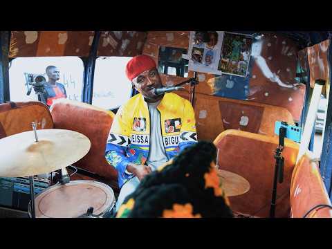 SYM SAM fait son Live dans un Car Rapide - Episode 8 : DINA LA WEUYEUL
