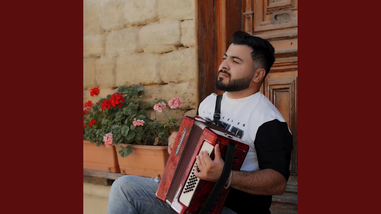 Watch Divanə on YouTube Watch Divanə on YouTube