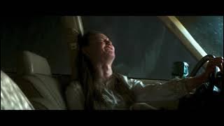 Son (2021): Laura gives birth after escaping from a cult