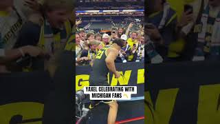 Yaxel Lendeborg Celebrates With Fans 〽️ Details