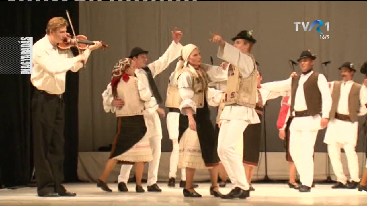 MAGYARADÁS /Háromszék Táncegyüttes - Az élet küszöbén