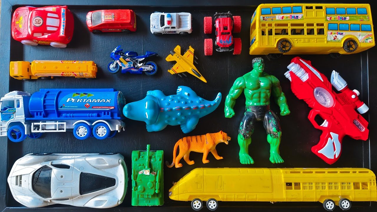 Mencari & menemukan mobil mobilan, truk pasir, mobil molen, selinder, kereta api, kereta cepat