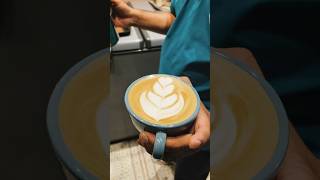 Latte art tulip 🌷 ll Basic Latte art ll #adnan #barista #viral #latte #latteart #shorts #share