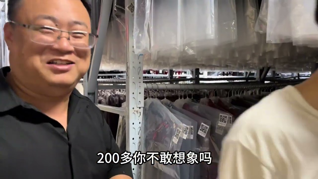 品牌几千上万的羊绒大衣，清货只要个零头，抄底这一波真实划算#羊绒大衣 #羊毛大衣 #外贸服装 #反季清仓