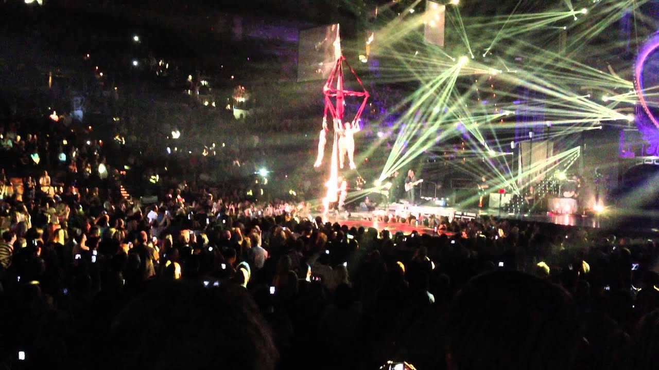 P!nk Glitter In The Air (Las Vegas 021513) YouTube