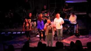 "Unplugged" at Circle Theatre