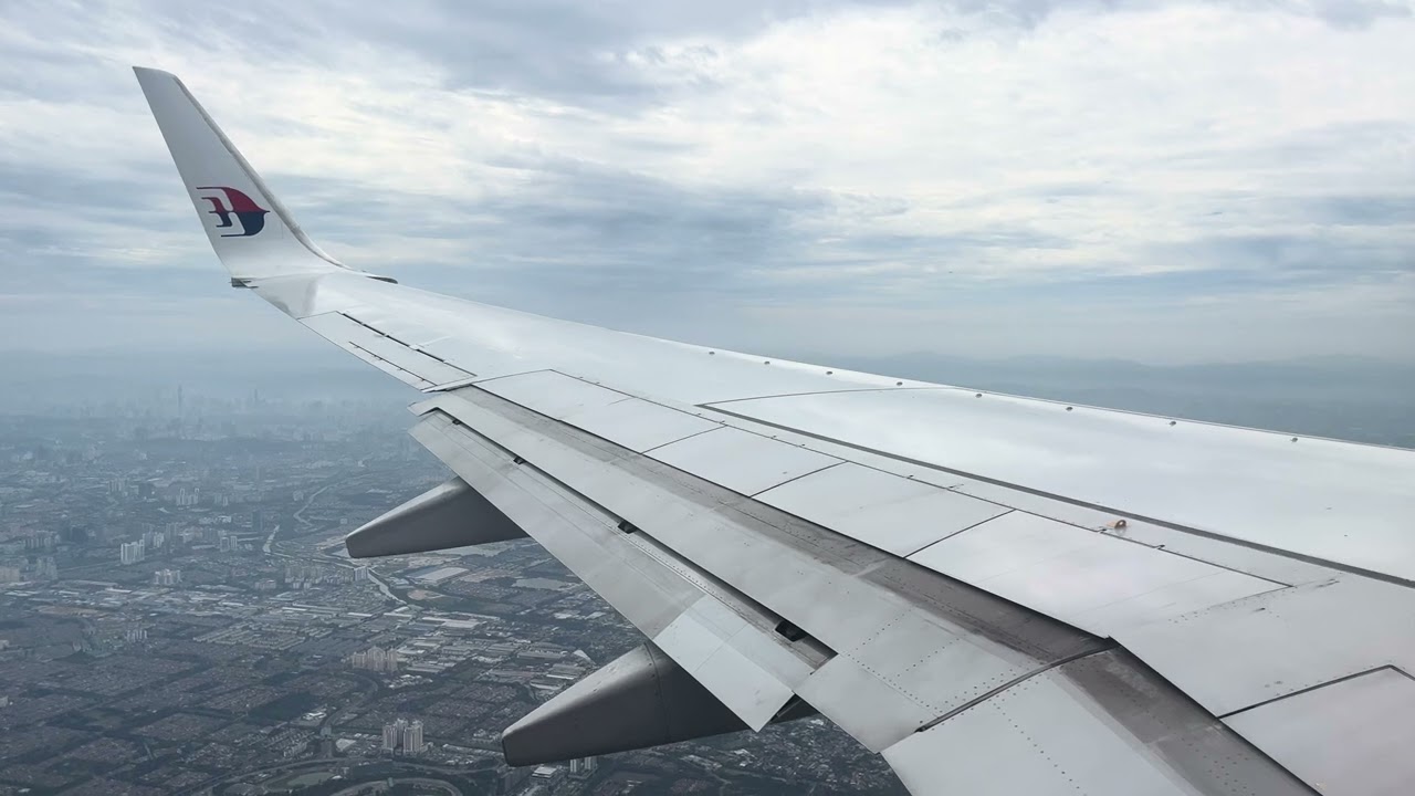 [29/6/2025] Malaysia Airlines - Boeing 737-8H6 (WL) Landing at Kuala Lumpur International Airport