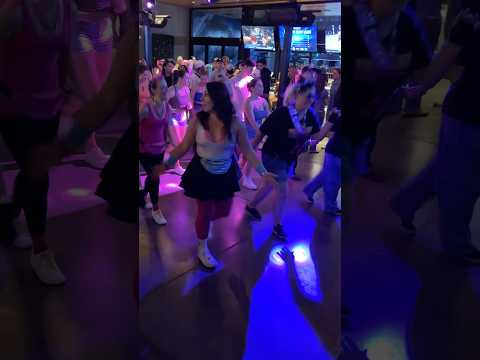 SPECIAL MOVES Line Dance #bootscootin #linedance
