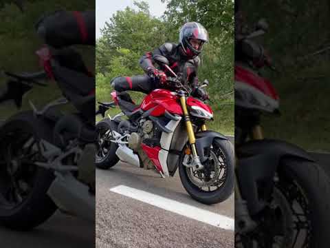 Video: Tulijaribu Ducati Streetfighter V4 S: pikipiki iliyofurika ya 208 hp uchi ambayo inasisimua barabarani na kufuatilia