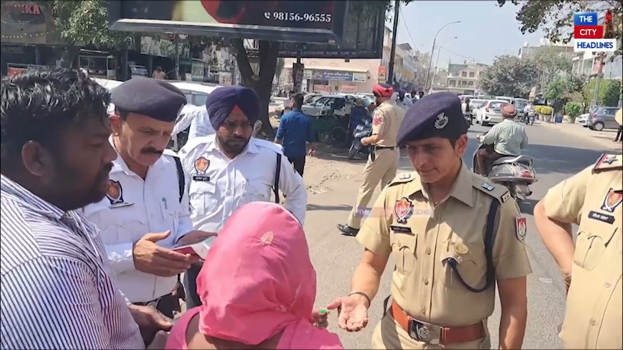 Bullet ਤਾਂ ਰੱਖਿਆ...! ਜਦੋਂ Police ਨੇ ਸਪੈਸ਼ਲ ਨਾਕਾਬੰਦੀ ਕਰ ਕੱਟੇ Challan ਦੇਖੋ ਫਿਰ ਕਿੰਝ ਪਵਾਏ Patake