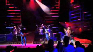 Hilary Duff - I Wish (Live) Dignity Tour Official