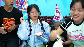 Kids Go To School | Little Chuns Birthday Family Happily Went To Collect Birthday Gifts