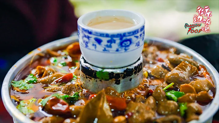 【ENG SUB】街边下饭魂丨Roadside Food EP02 万州第一锅——万州楼外楼小火锅！ - 天天要闻