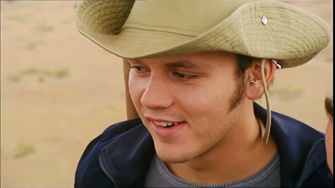 S Club Go Wild (Ep1) Paul in Kenya