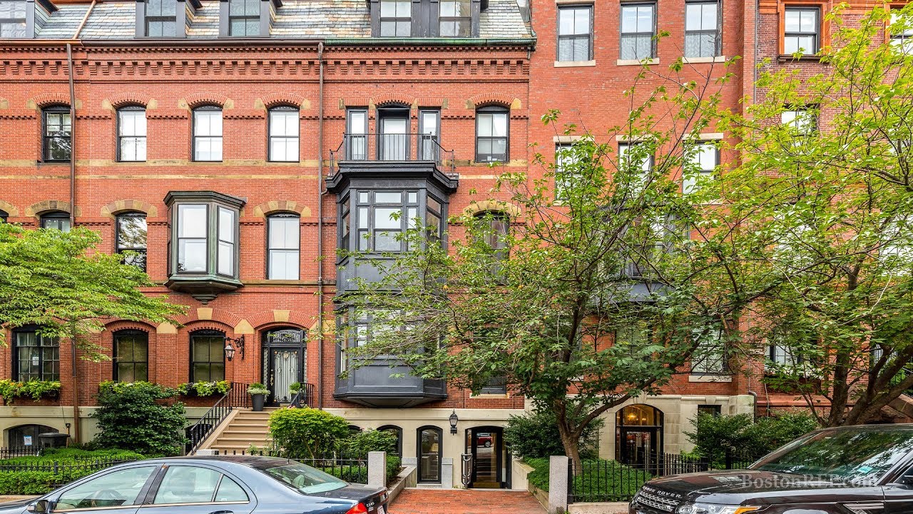 33 Brimmer St PH, Beacon Hill, Boston MA for sale by Elizabeth Dehler