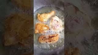 Fried chicken all time favorite ulam #viralshort #viralvideo #youtubeshorts #fyp