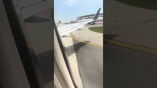Taking off from Detroit | Delta 757-200