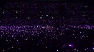 Video thumbnail of "COLDPLAY "Everglow" Live 2016 - Brisbane"