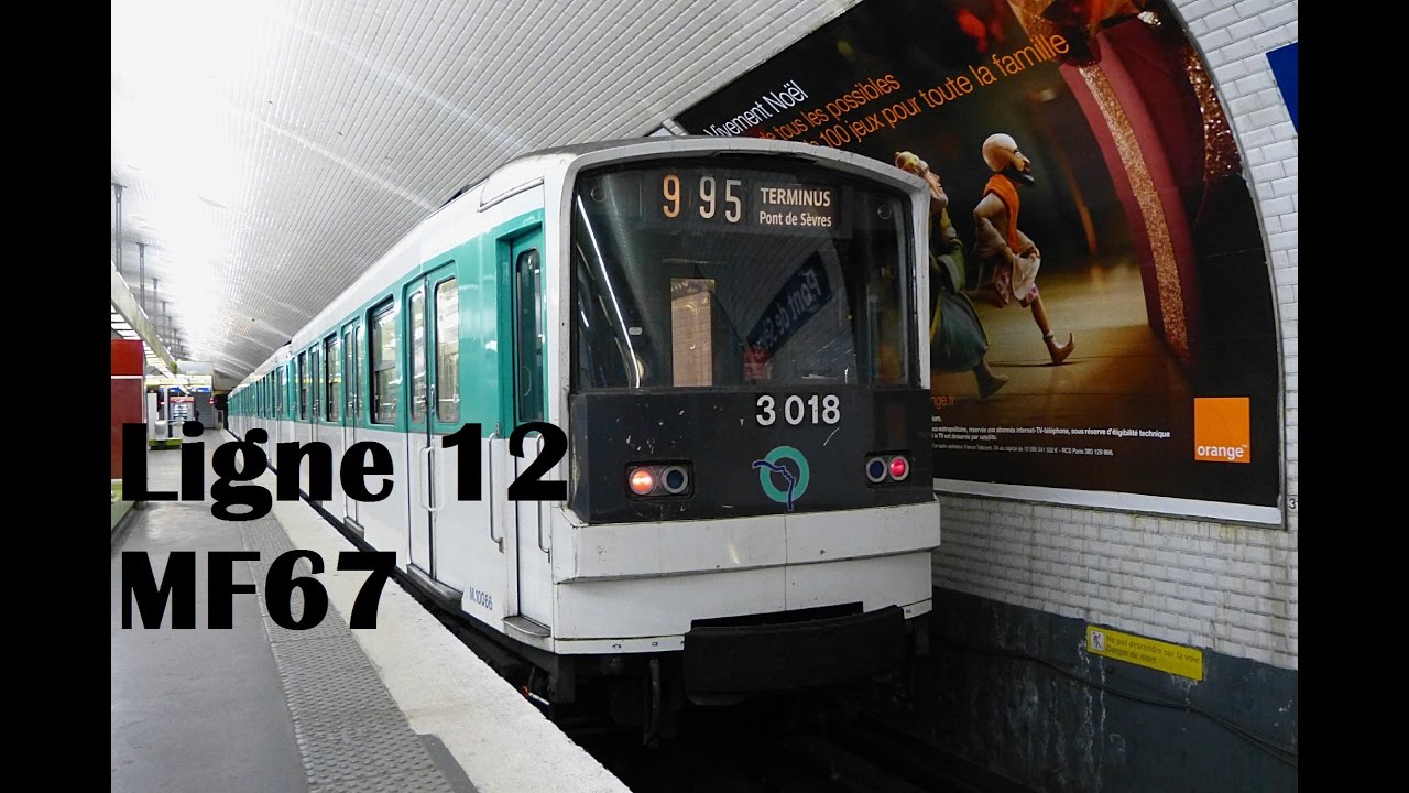 MF67 de la RATP sur la ligne 12 entre Falguière et Vaugirard.