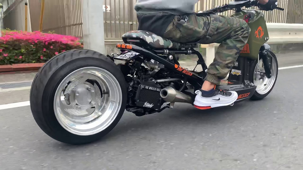 カスタムズーマー走行動画 Honda Ruckus custom - YouTube