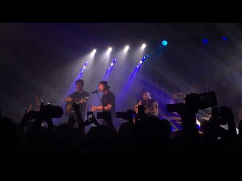"Kissing In Cars" by Pierce The Veil (LIVE)