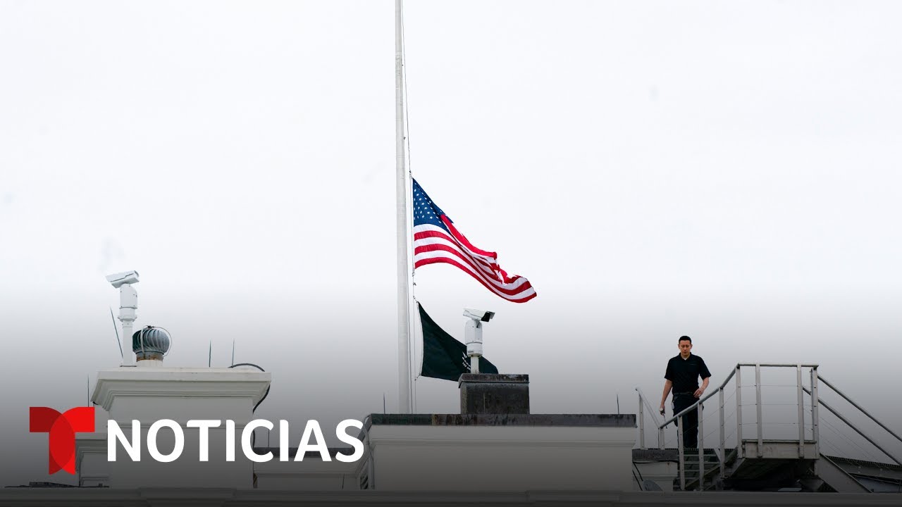 La Casa Blanca rinde homenaje a víctimas de tiroteo en Texas | Noticias  Telemundo - YouTube