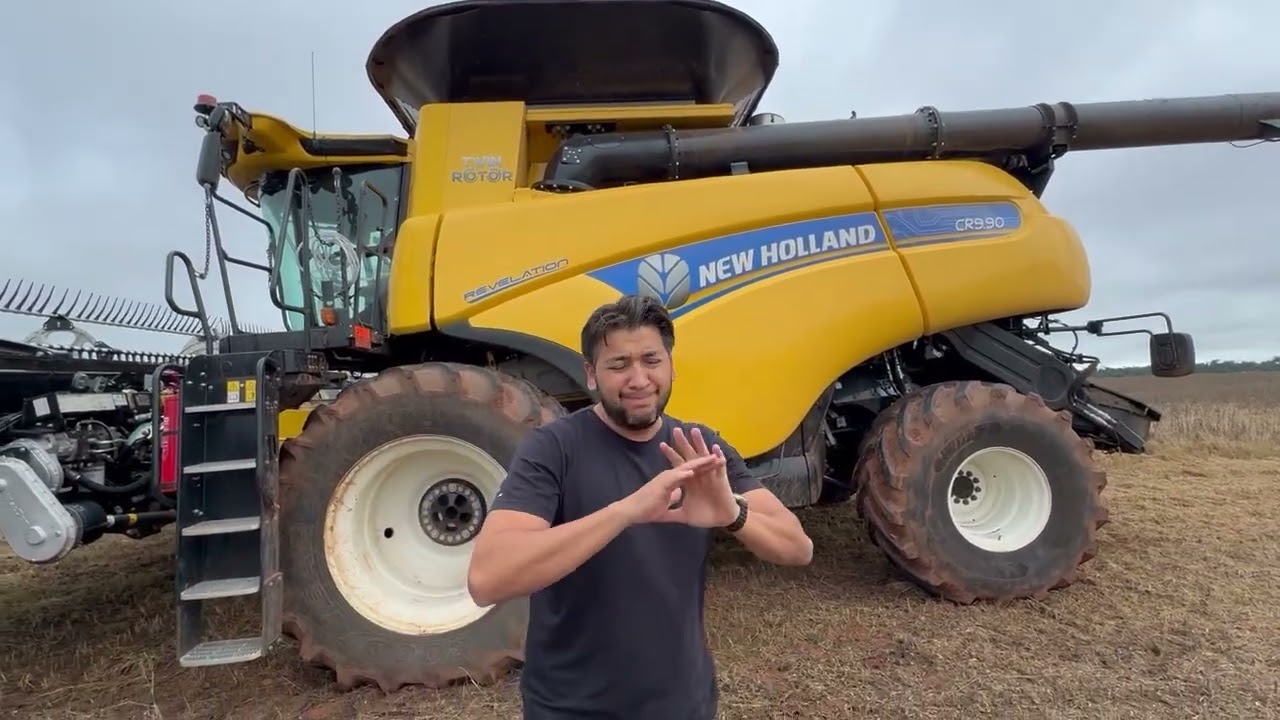 CONFIRA COLHEITADEIRA NEW HOLLAND CR 9.90 IMPORTADA