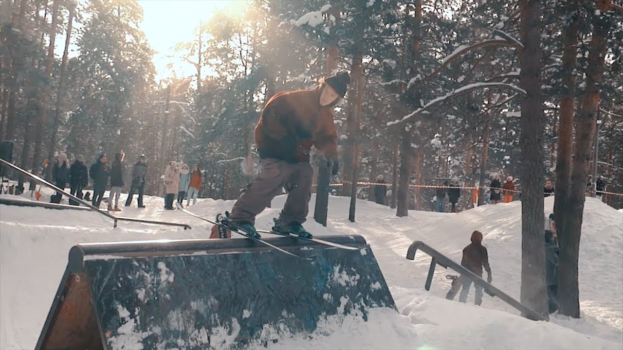 TWOOWT FAM AT TRIP PARK